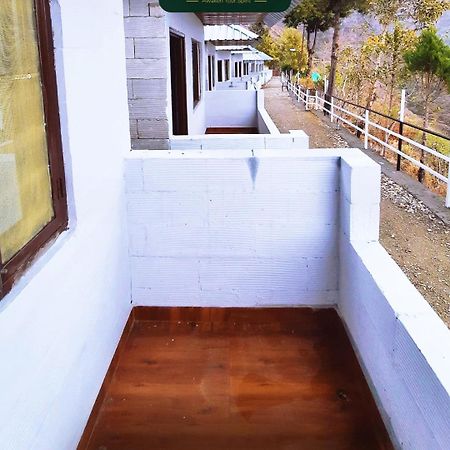 Golden Peak Resort Lakhwar ภายนอก รูปภาพ